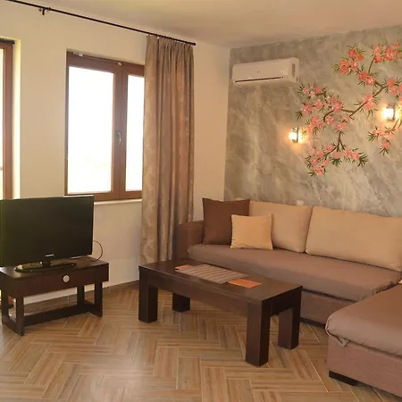 Seagarden 3* Lozenets