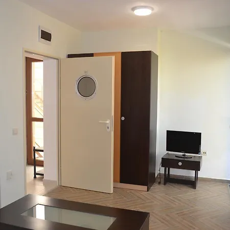 Seagarden 3* Lozenets