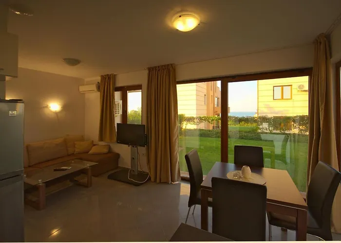 아파트호텔 Seagarden 로제넷츠